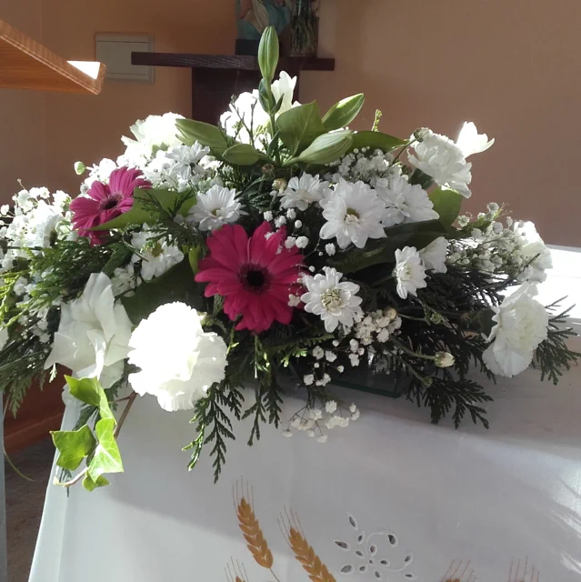 Madreselva Arte Floral Ramos de Novia Decoración Floral Bodas y Ceremonias